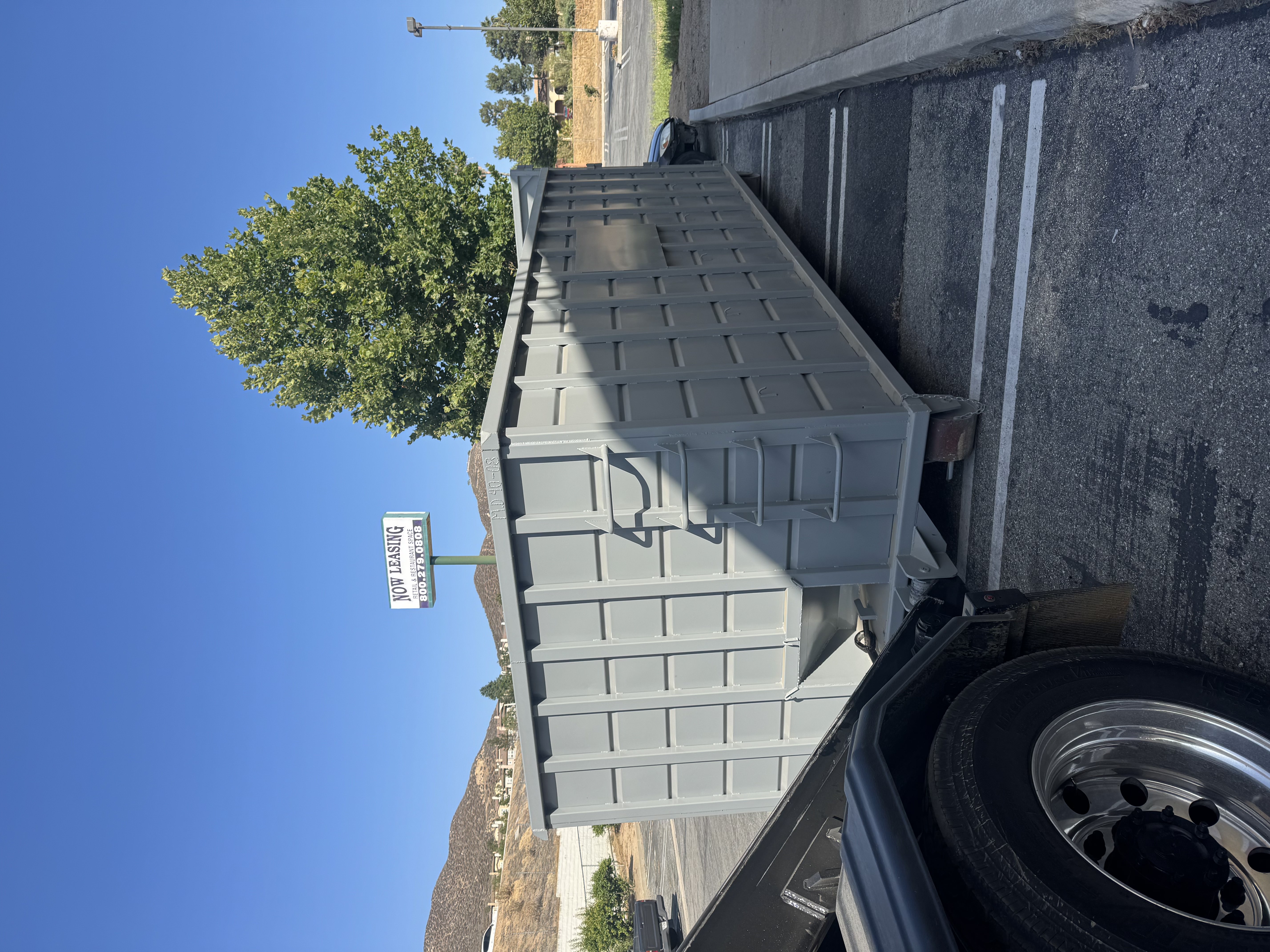 Monarch Dumpster Rental in Murrieta, CA
